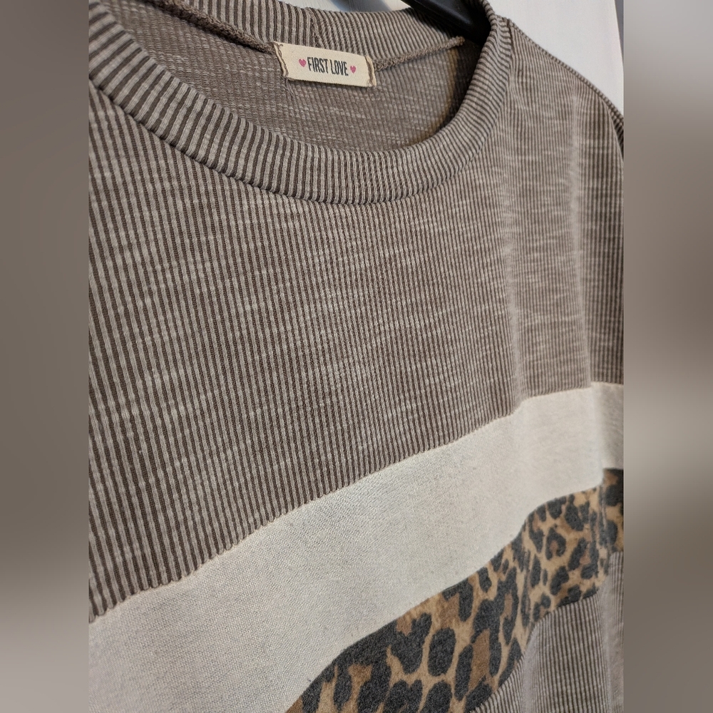 Women's Boutique Brown and Leopard Print Long Sleeve Tunic Top